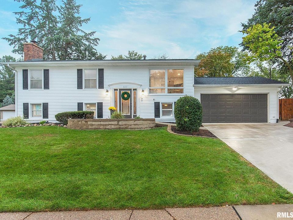 1st image of 837 Colony Dr