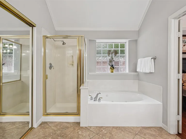 183 N Millport Cir — Photo 15