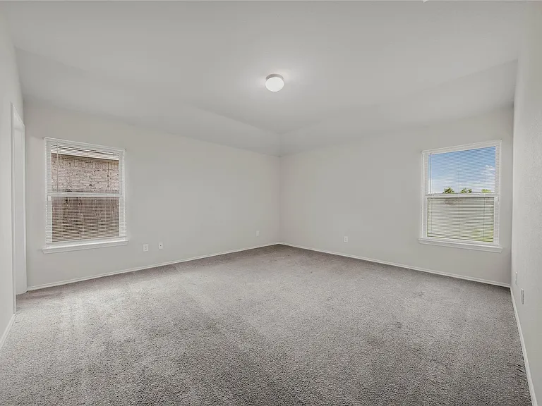 3602 Conquest Cir — Photo 9