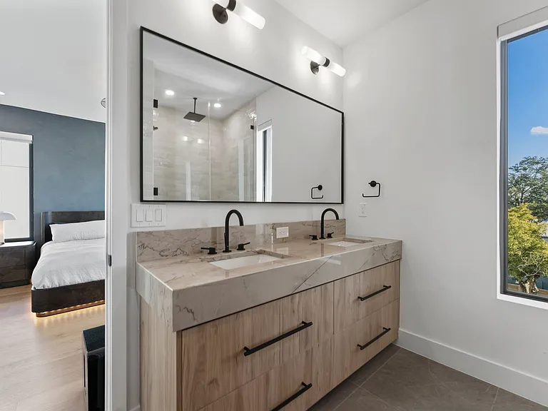 2502 N Highland Ave #2 — Photo 21