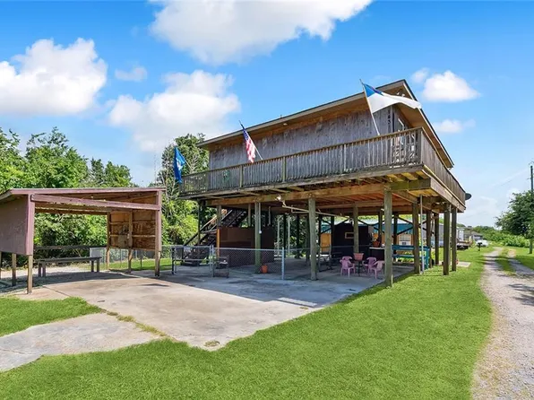 143 Lowry Ln, Port Sulphur, LA 70083