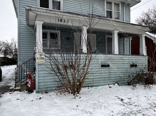 1635 Holmes St, Saginaw, MI 48602