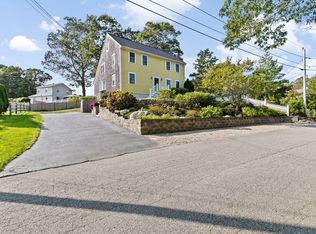 29 Carver Rd, Sagamore Beach, MA 02562
