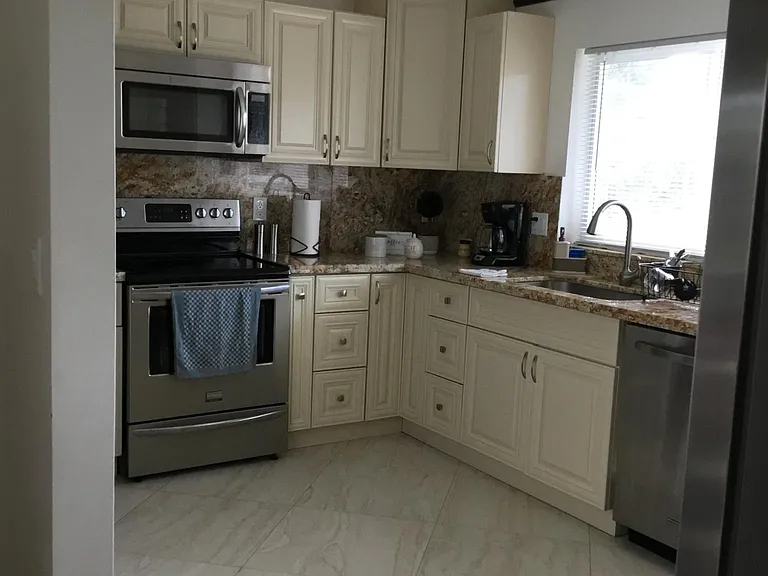 1277 W Camino Real — Photo 13