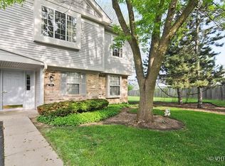 1268 Bradwell Ln APT D, Mundelein, IL 60060