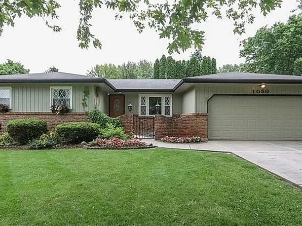 1050 Johnston Dr, Aurora, IL 60506