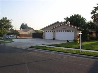 1st image of 7479 N Mansionette Dr