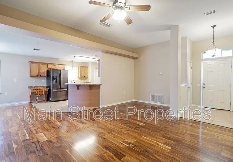 8932 Abbington Dr — Photo 3