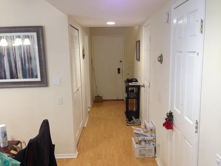 1887 Greenfield Ave #107 — Photo 3