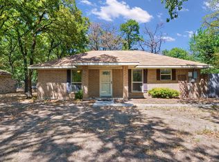 210 Surveyors Rd, Aubrey, TX 76227