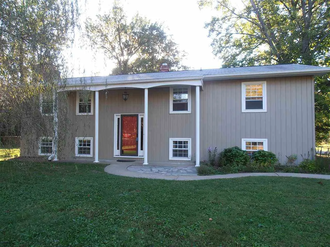 3654 E Morningside Dr photo 1