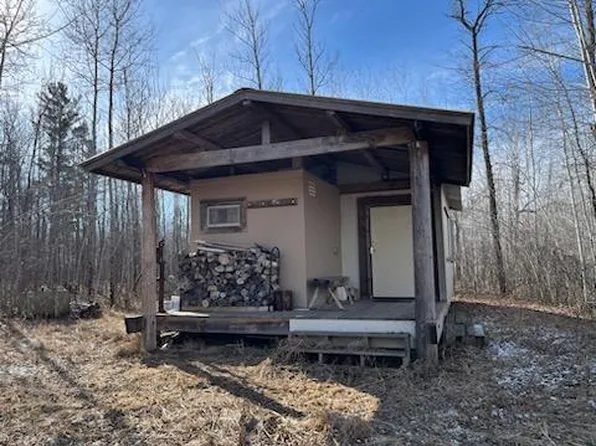 658 E County Rd W, Superior, WI 54880