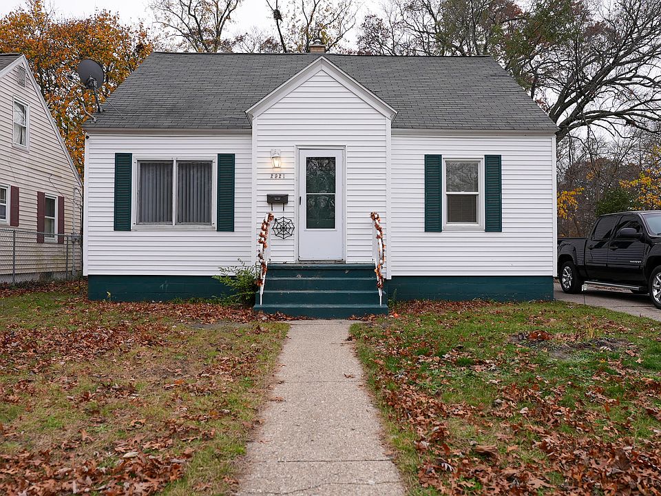 1st image of 2921 Park St