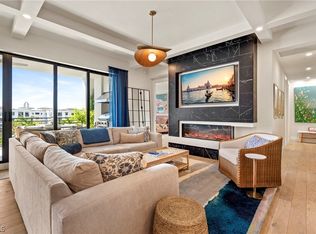 1125 Central Ave #560, Naples, FL 34102