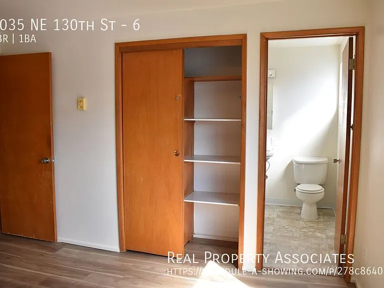 3035 NE 130th St #6 — Photo 8