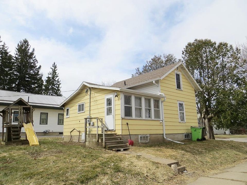 1st image of 301 S Washington Street