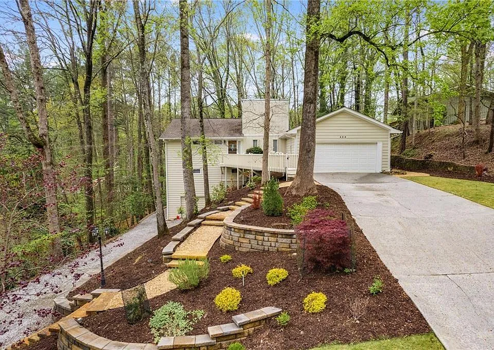 435 Little Pines Ct