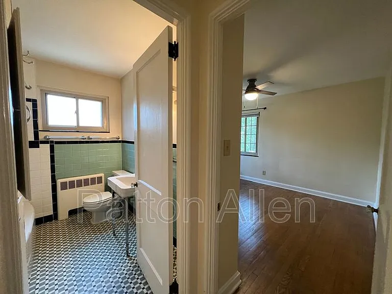 240 Kimberly Ave #2 — Photo 9