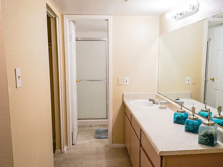 Trenton Place — Photo 11