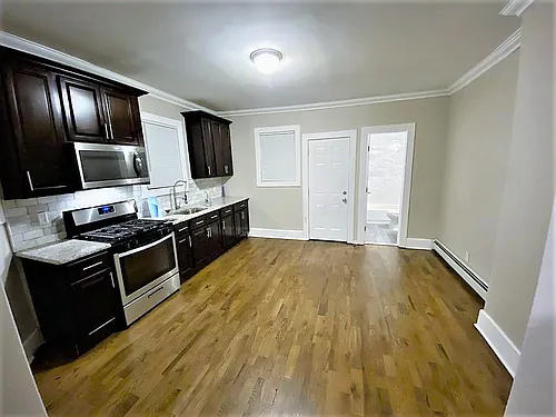 72 Summer Ave #2 Photo 1