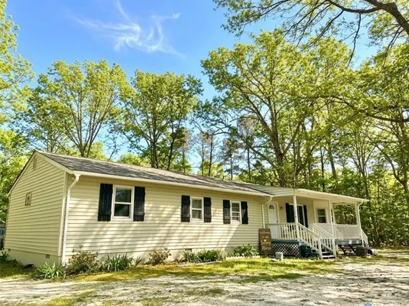 4105 Tower Dr, Petersburg, VA 23803