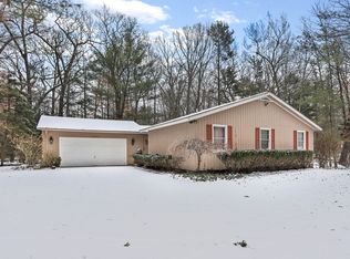 18838 N Fruitport Rd, Spring Lake, MI 49456