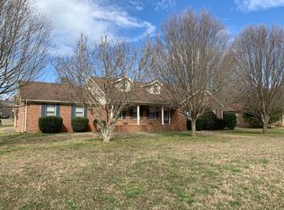 2466 Foxcroft Rd, Murfreesboro, TN 37128