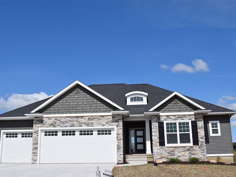 1st image of 925 Grouse Ct