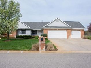 58101 Dragonfly Ct, Osceola, IN 46561