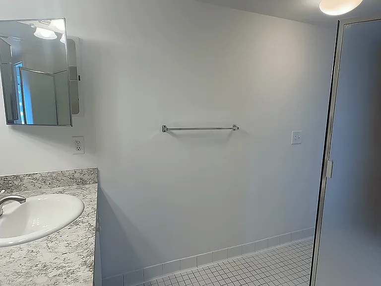 Prentiss Pointe Apartments — Photo 140
