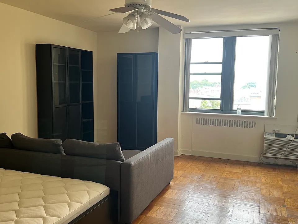 2601 Pennsylvania Ave #816