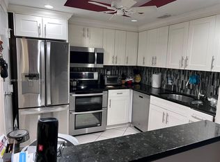 Plantation Place Condo, Plantation, FL 33317