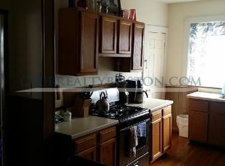 812 Washington St, Brookline, MA 02446