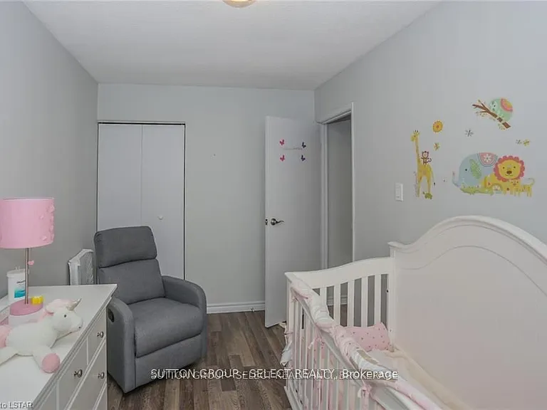 70 Fiddlers Green Rd #22 — Photo 6