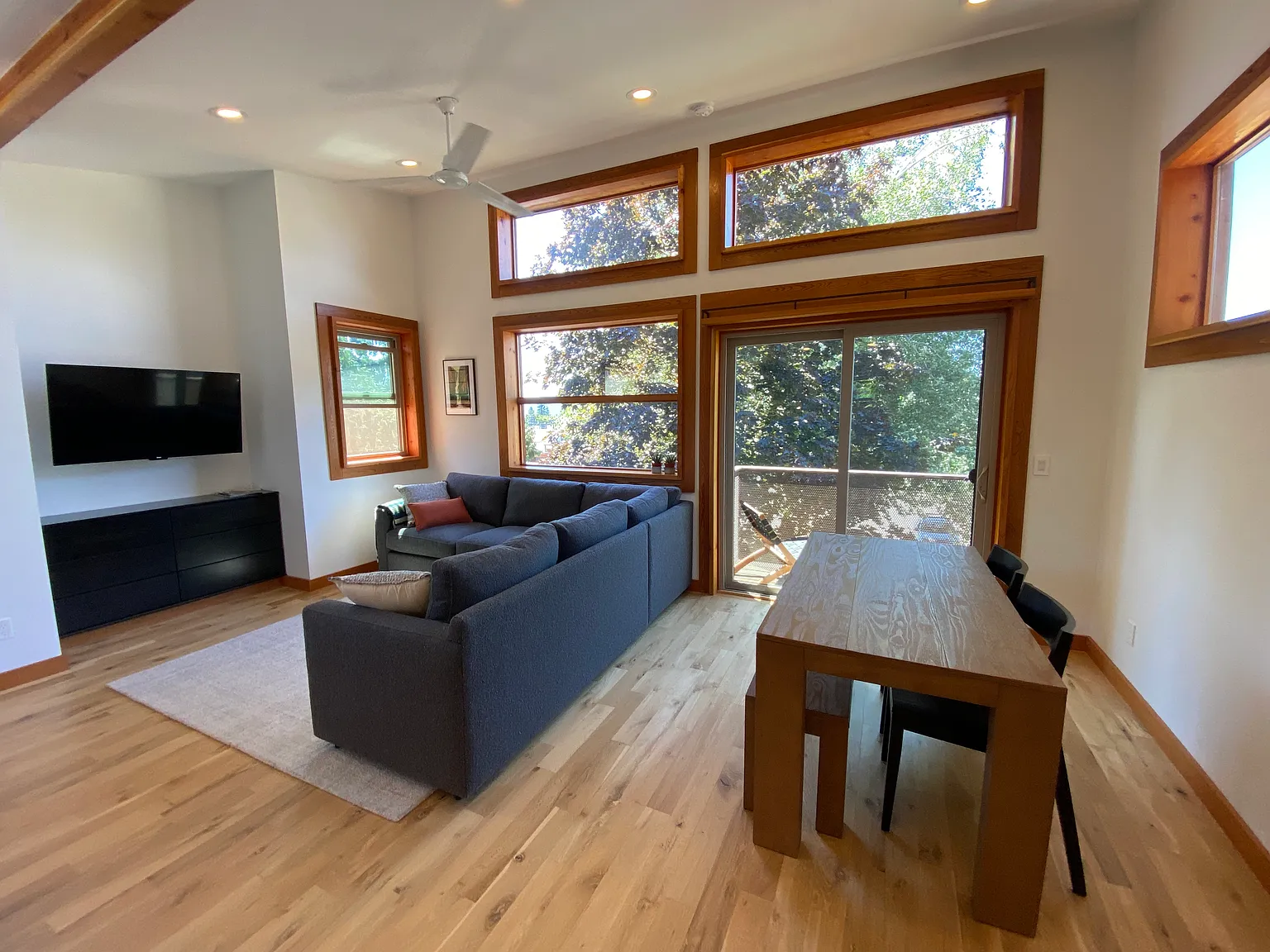 NE Wauna Ave, White Salmon — Photo 3