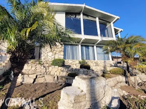 2211 S Cabrillo Ave, San Pedro, CA 90731