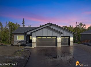 6283 Blackberry St, Anchorage, AK 99502