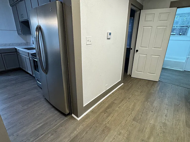 102 Wilson St — Photo 12