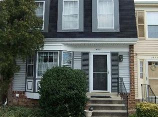 5621 Ridge View Dr, Alexandria, VA 22310