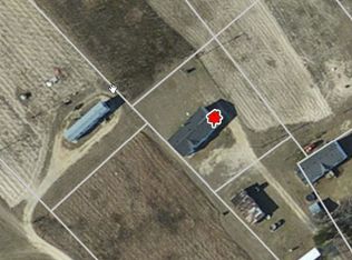 82 Roger Ln, Clinton, NC 28328