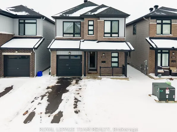 223 Turnbuckle Cres, Ottawa, ON K2J 7B7