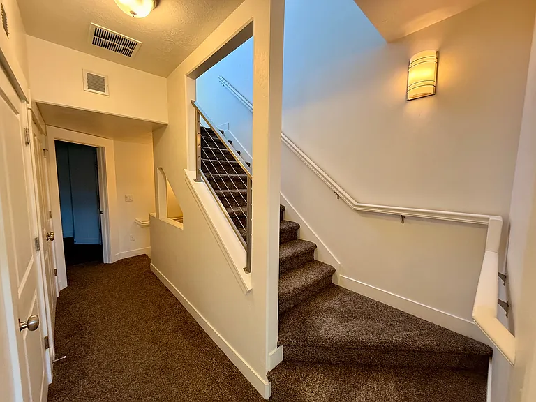 4569 W Daybreak Rim Way — Photo 10