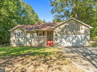 125 Pinewood Dr, Senoia, GA 30276
