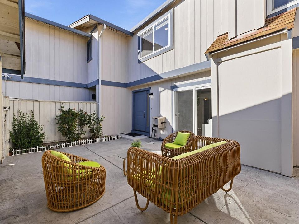 1st image of 32060 Paloma Ct