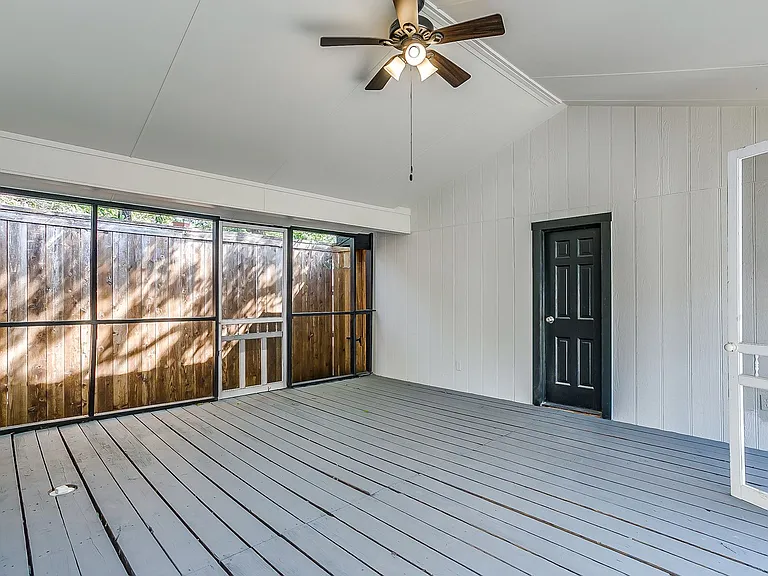 3257 Greene Ave #FULL — Photo 35