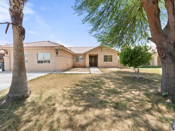 944 H De La Vega Dr, Calexico, CA 92231