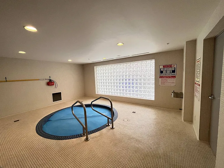 1050 Smithe St #803 — Photo 17