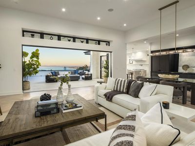 2365 Via Siena, La Jolla, CA, 92037