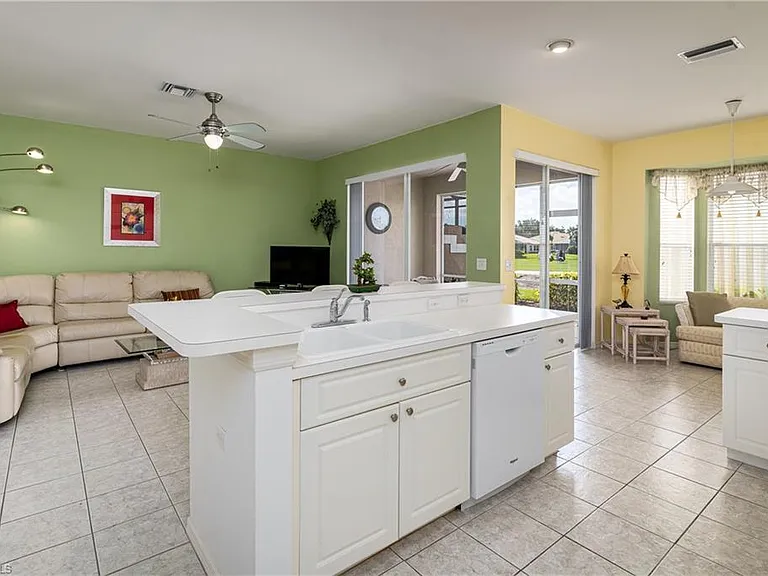 1927 Morning Sun Ln #F-27 — Photo 9