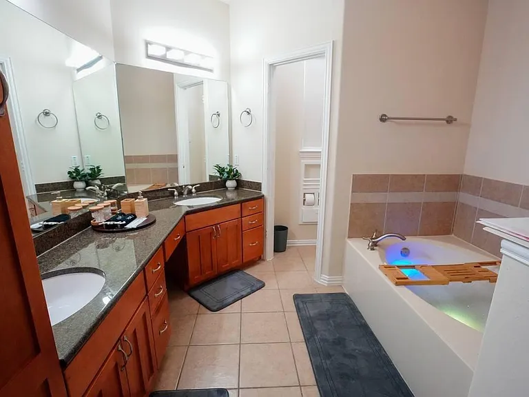 5625 Dolores Place Ln #B — Photo 28